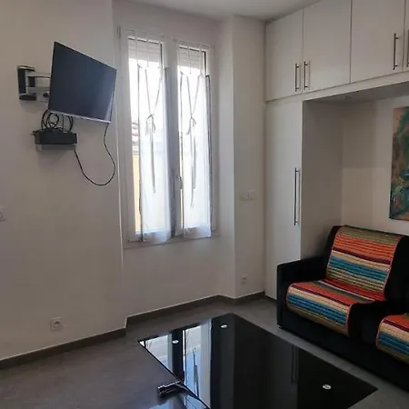 Florian One Bedroom Apartamento
